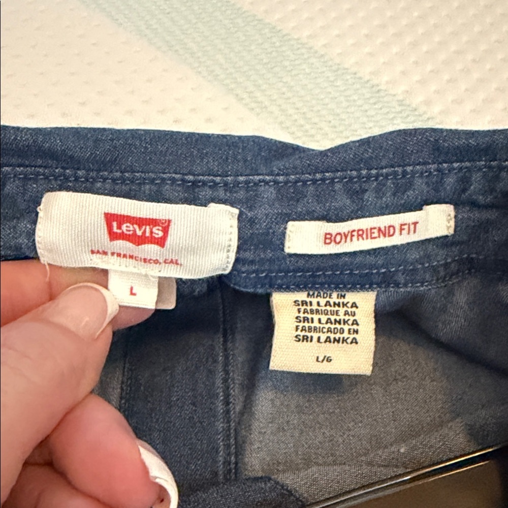 Levi’s Blue Boyfriend Fit Denim Shirt L - Picture 8 of 8